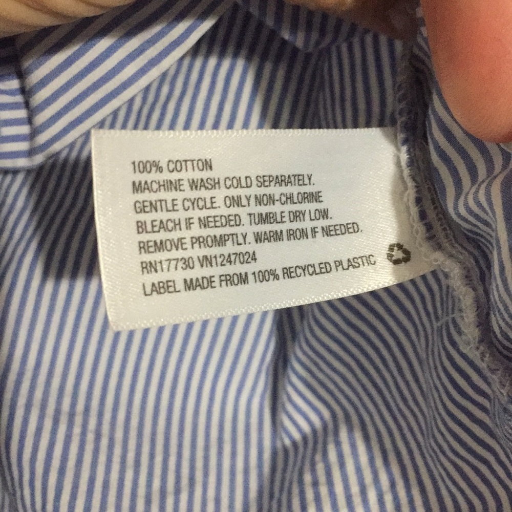 🛎 A new day blue and white blouse size M (hh) - Picture 5 of 5